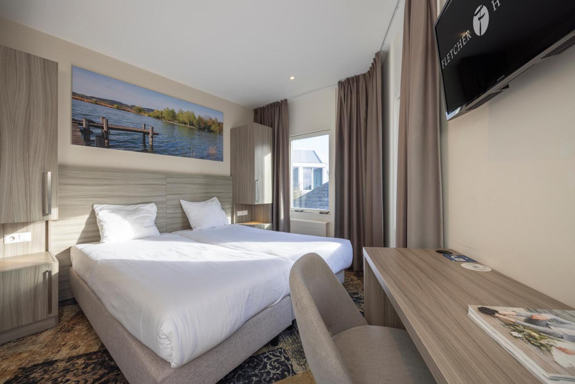 Small Double Room,1729983200:JPEG